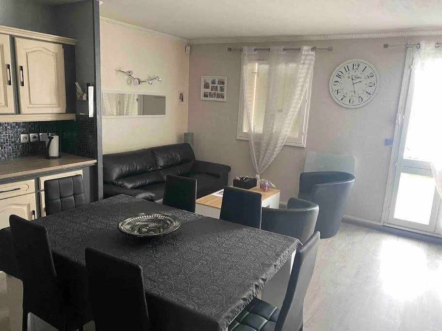 Chez Manu Meuble De Tourisme 2 Etoiles Pour 6 Personnes - 3 Chambres Villeparisis Dış mekan fotoğraf