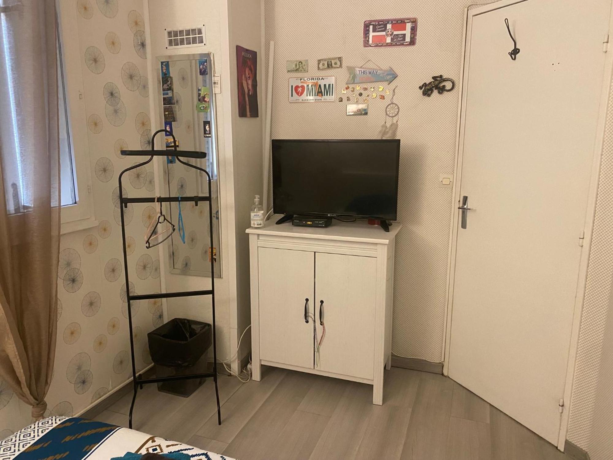 Chez Manu Meuble De Tourisme 2 Etoiles Pour 6 Personnes - 3 Chambres Villeparisis Dış mekan fotoğraf